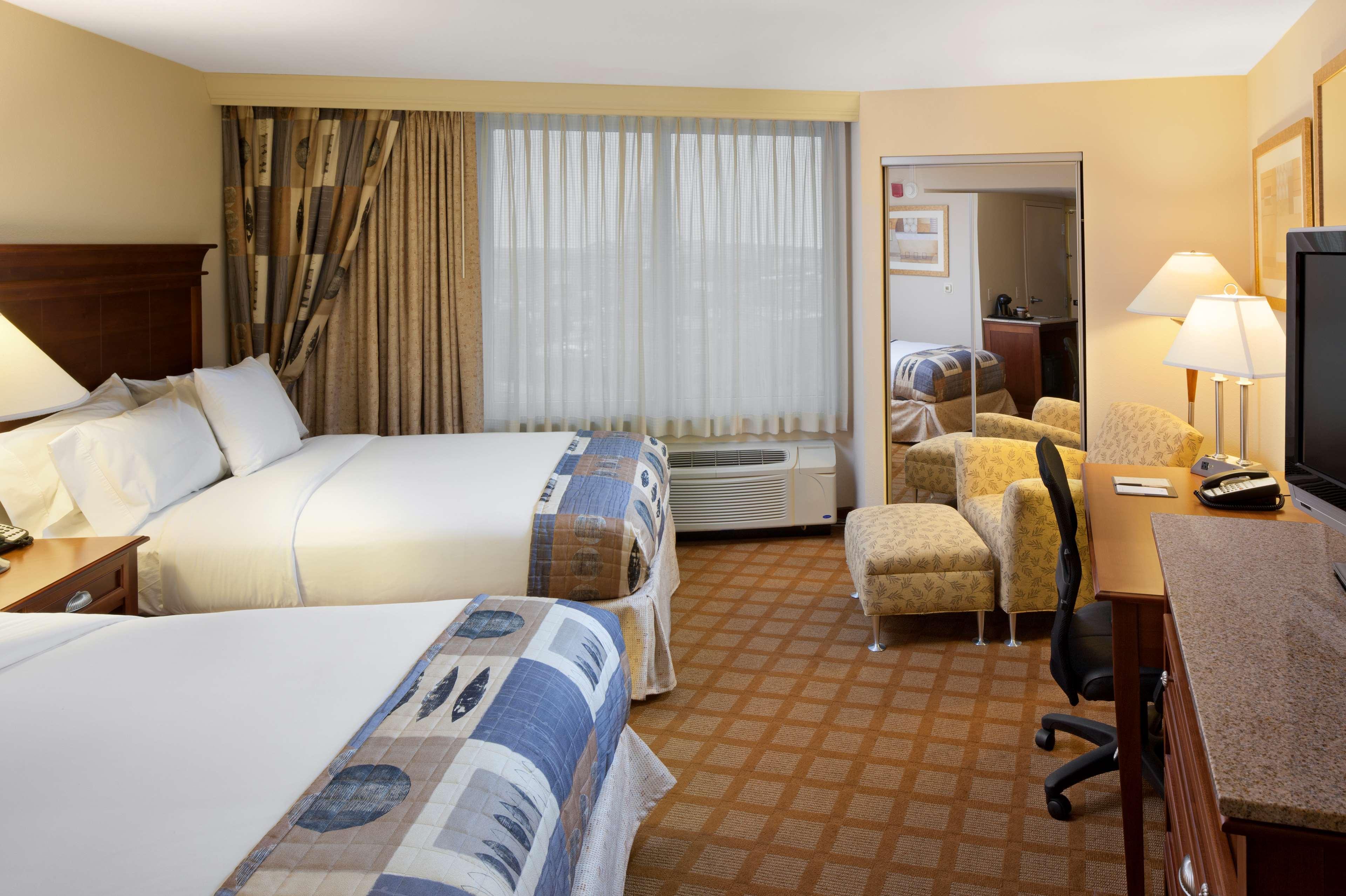 Doubletree By Hilton Jefferson City Rum bild