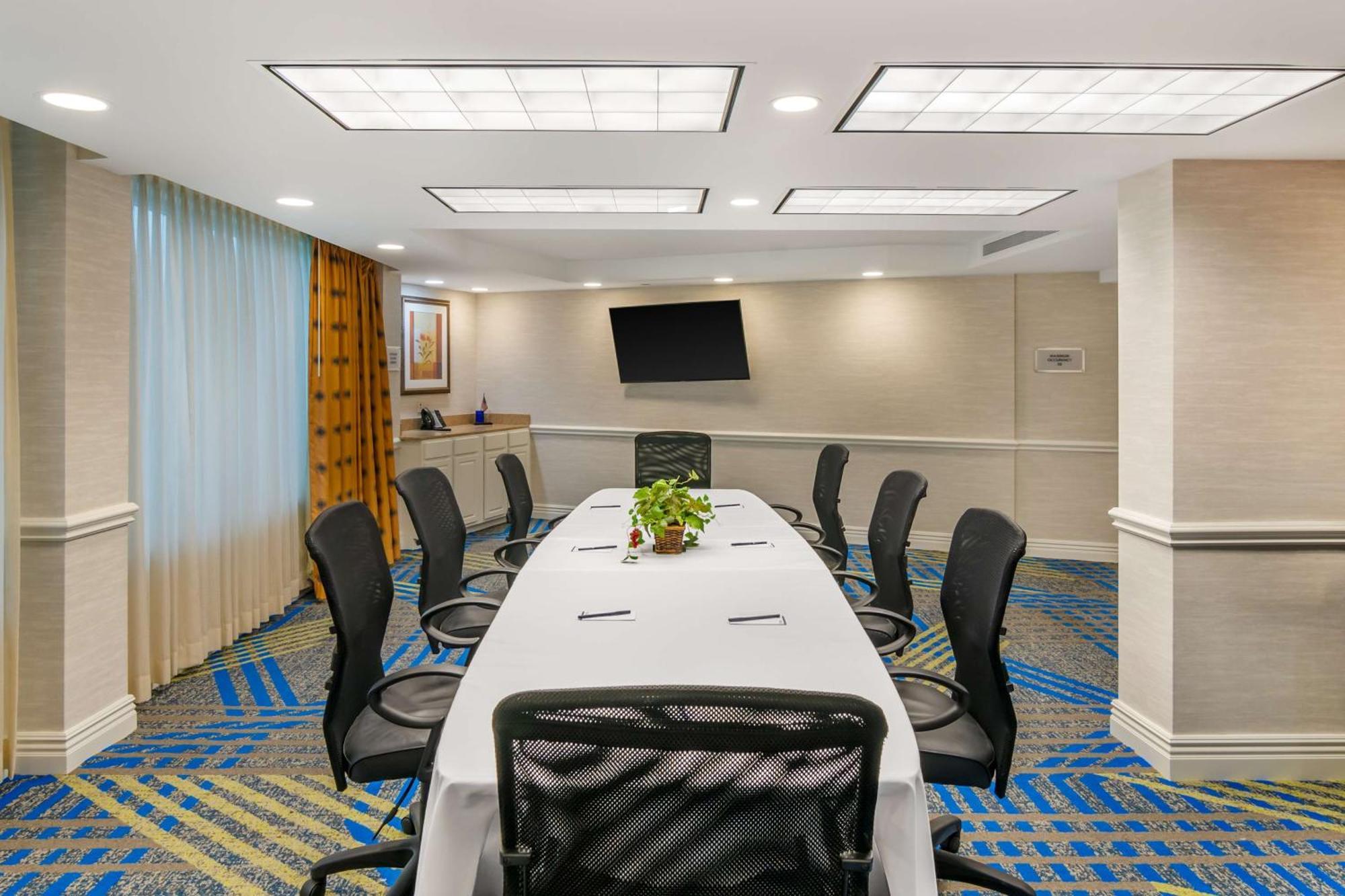 Doubletree By Hilton Jefferson City Exteriör bild
